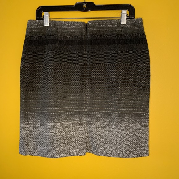 KNITTED SKIRT - Picture 3 of 6